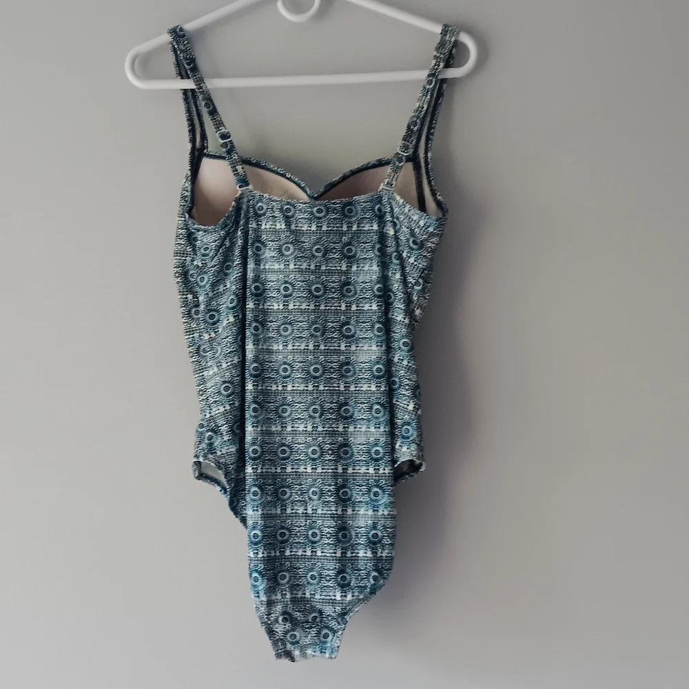 Niptuck One Piece Joanne Swimsuit Multi Fit Cups Side Panel Blue White Size 10 - Picture 10 of 11